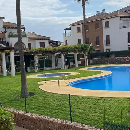 La Pergola En Al Andalus *